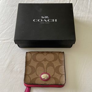 Coach small snap wallet with coin pocket and card inserts